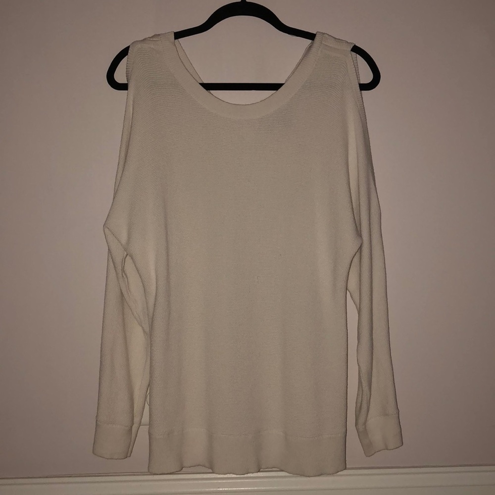 Sweater with keyhole sleeves!